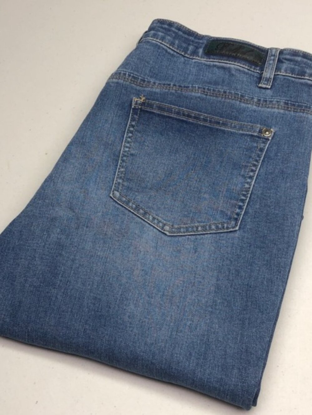 DAVID BITTON BOULEVARD MID-RISE STRAIGHT LEG STRETCH JEANS 12/31x30 ⭐️